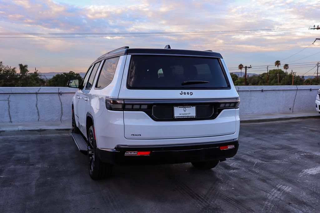 New 2026 Jeep Grand Wagoneer Summit w/ HD Trailer Tow Package AWD/4WD image 7