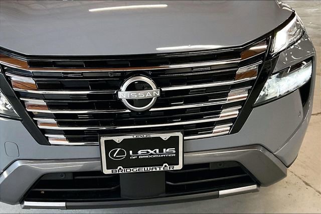 Used 2024 Nissan Rogue SL w/ SL Premium Package image 33