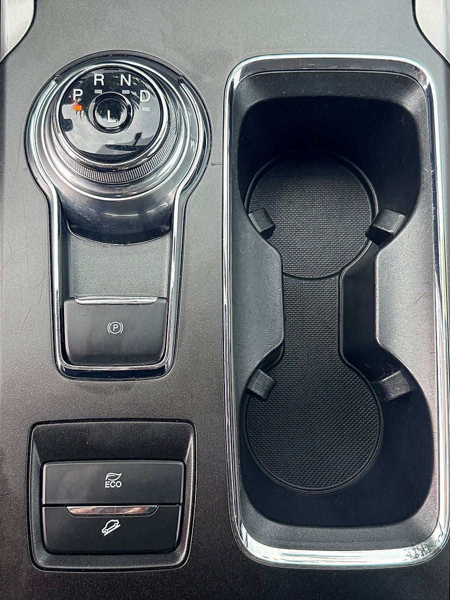 Used 2018 Ford Fusion S FWD image 25