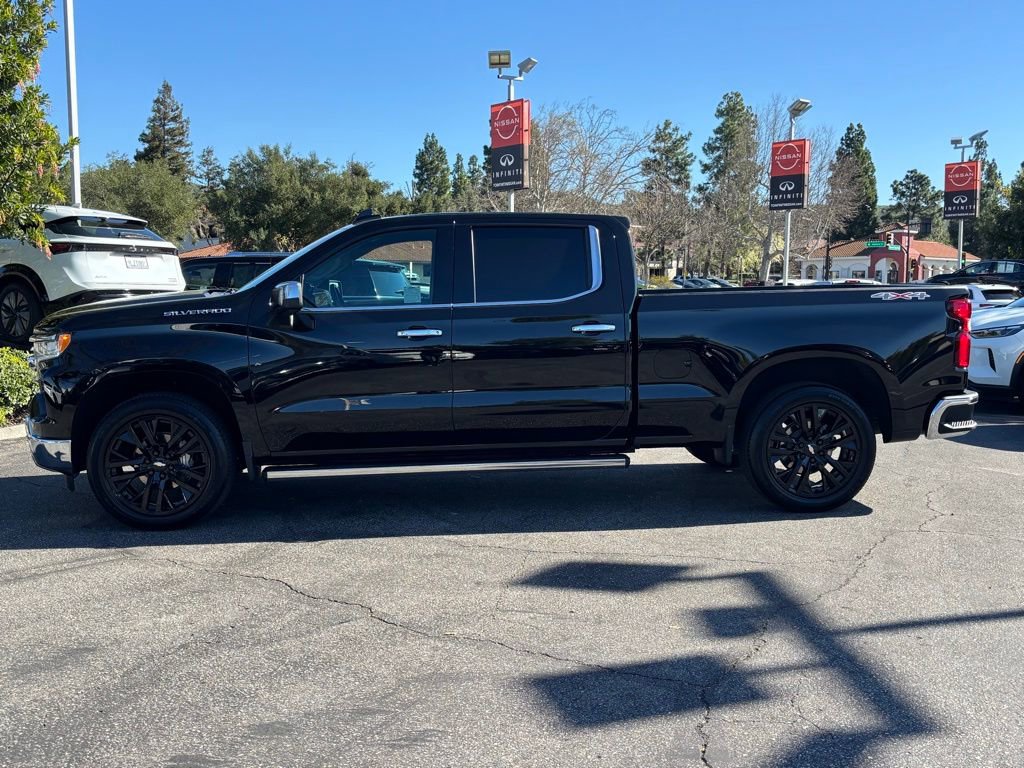 Used 2022 Chevrolet Silverado 1500 LTZ image 9