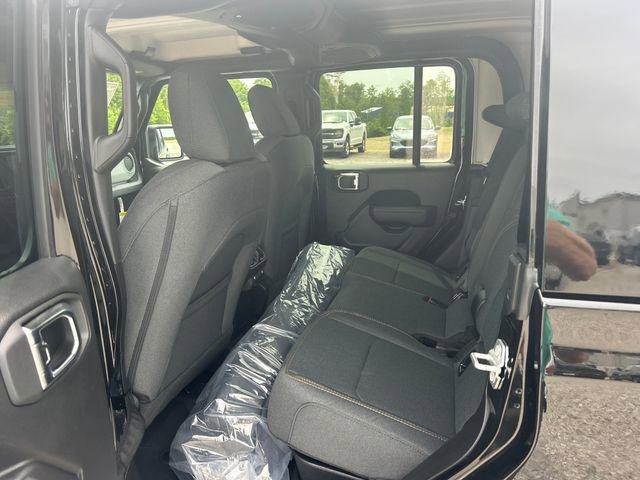 New 2025 Jeep Gladiator Sport image 32