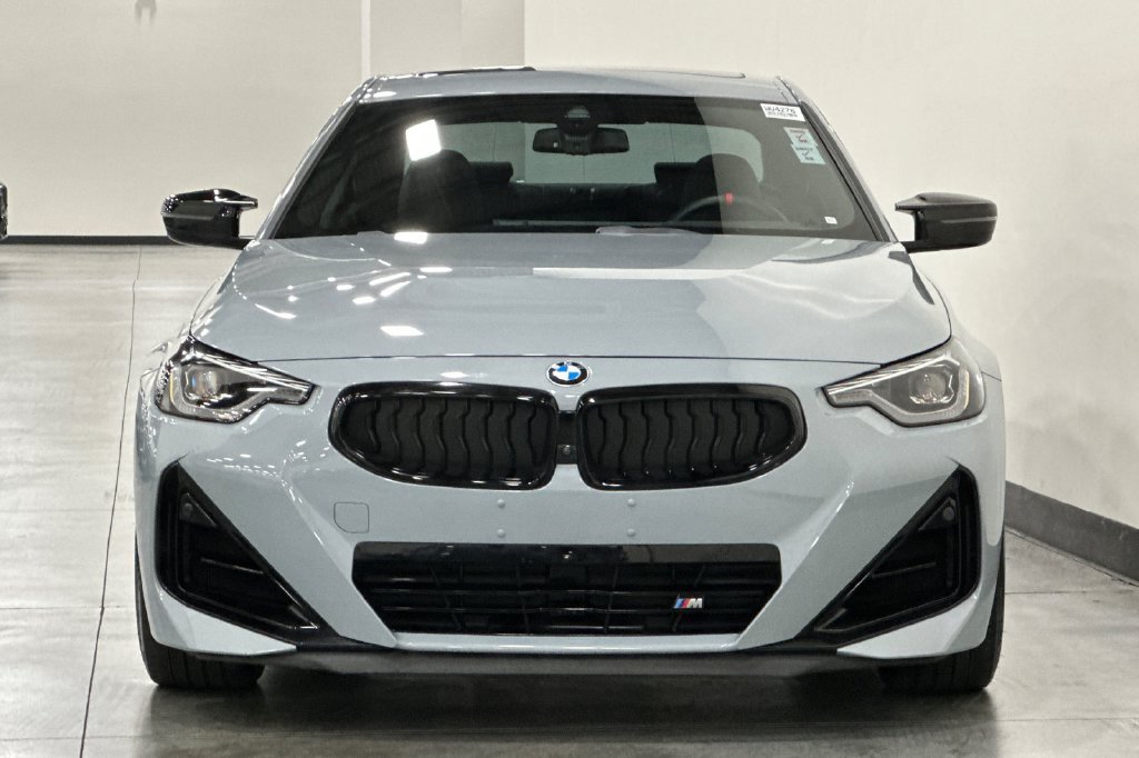 Used 2025 BMW M240i Coupe w/ Premium Package RWD image 9