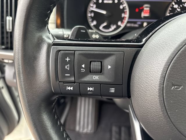 Used 2024 Nissan Pathfinder SL AWD/4WD image 20