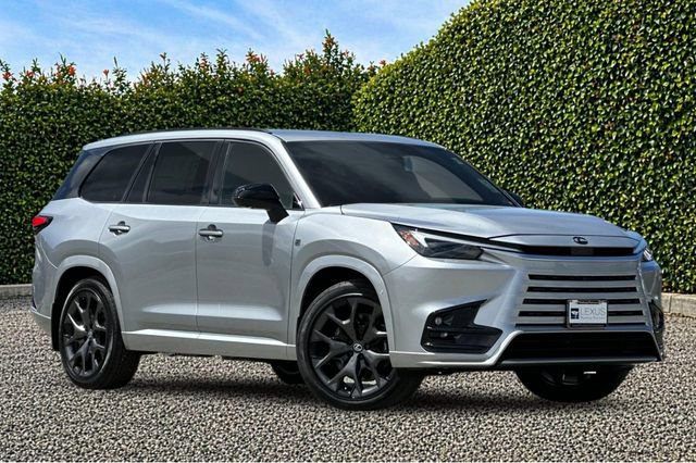 New 2026 Lexus TX 500h AWD w/ Technology Package image 2