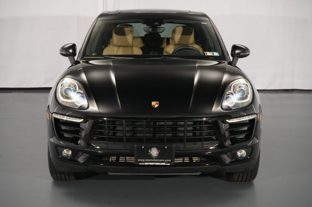 Used 2018 Porsche Macan AWD/4WD image 4