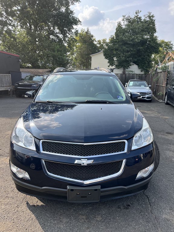 Used 2010 Chevrolet Traverse LT w/ Personal Connectivity Package AWD/4WD image 3