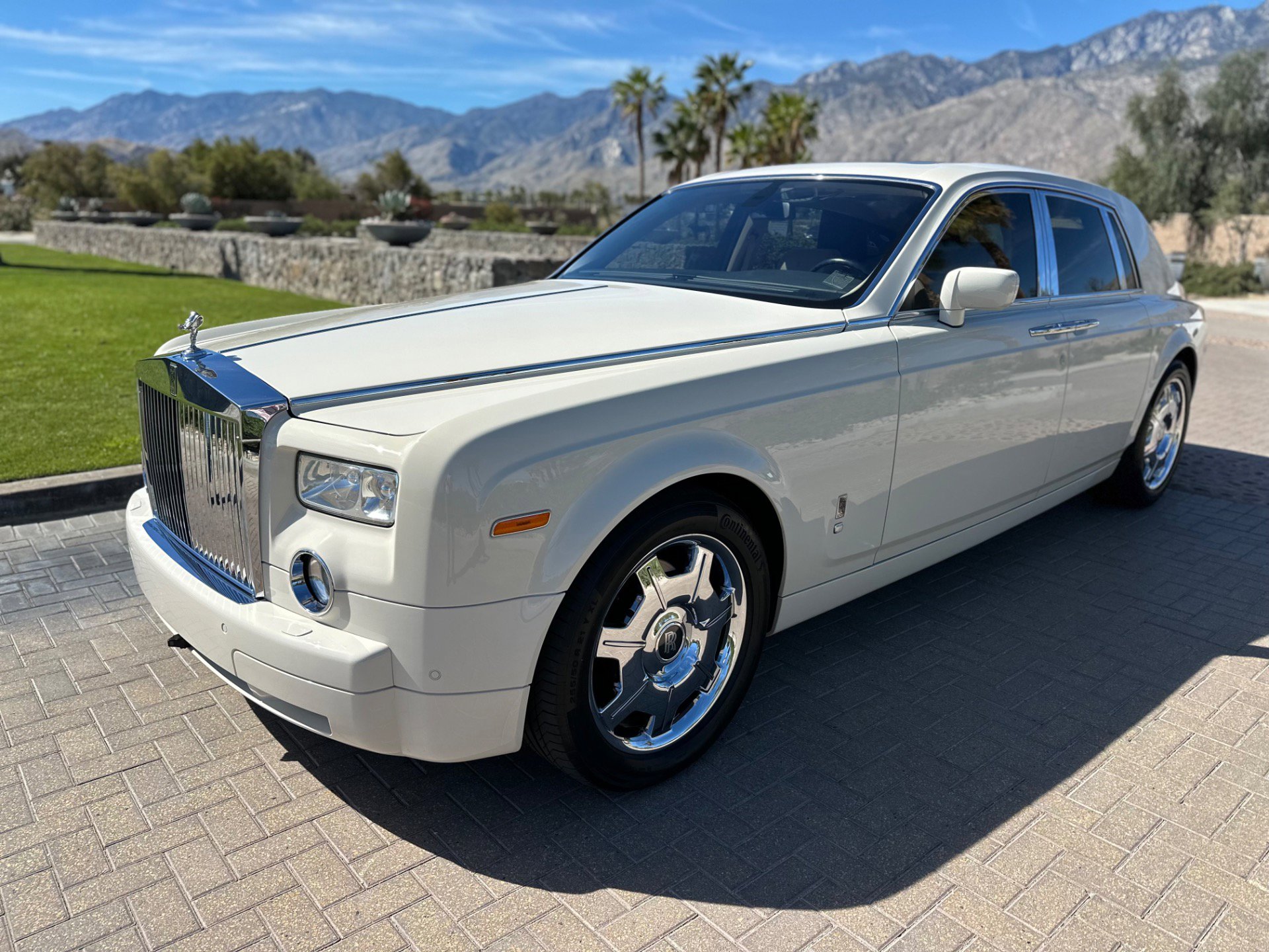 Used 2007 Rolls-Royce Phantom Sedan RWD image 4
