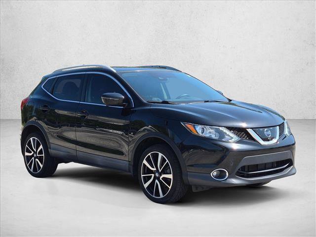 Used 2017 Nissan Rogue Sport SL w/ SL Premium Package FWD image 3