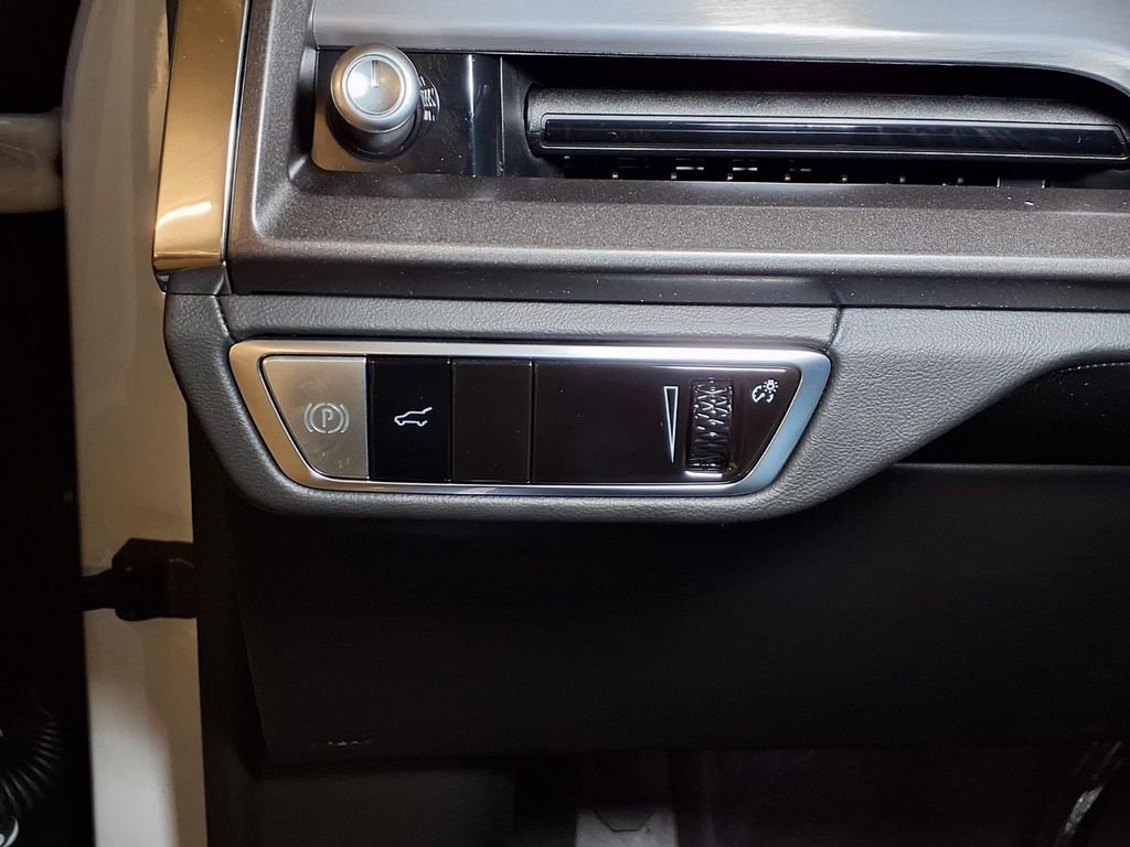 New 2026 Cadillac Vistiq Sport AWD/4WD image 17