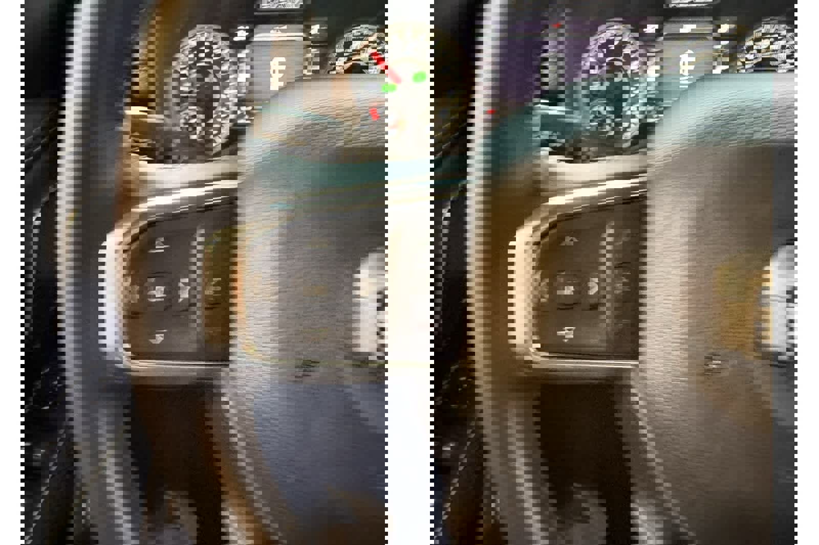 Used 2024 RAM 1500 Laramie image 22