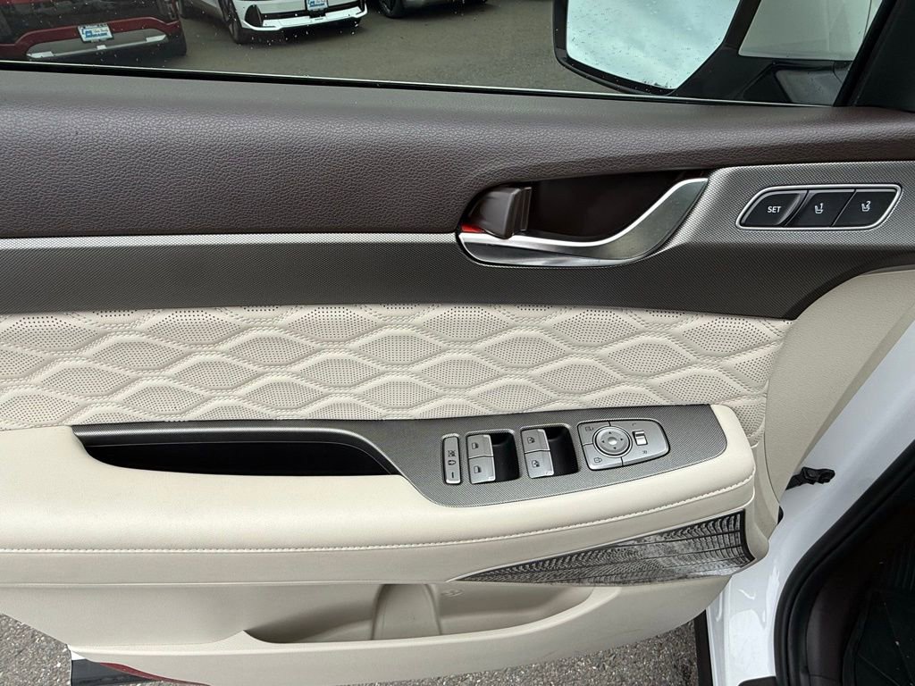 Used 2021 Hyundai Palisade Calligraphy w/ Winter Package image 25