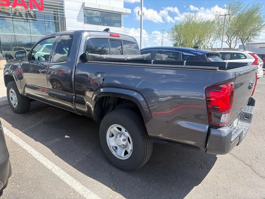 Used 2023 Toyota Tacoma SR w/ SR Convenience Package RWD image 5