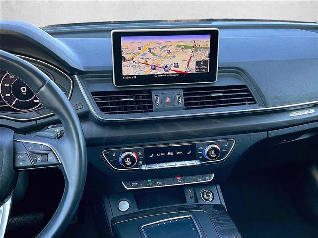 Used 2020 Audi Q5 e Premium w/ Convenience Package image 8