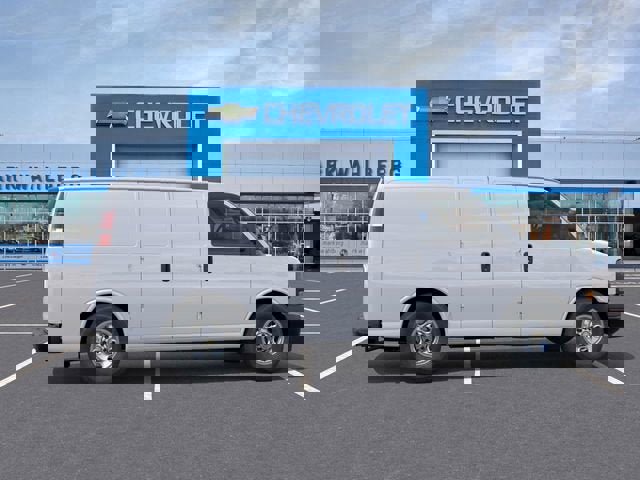 New 2025 Chevrolet Express 2500 Work Van w/ Driver Convenience Package image 5