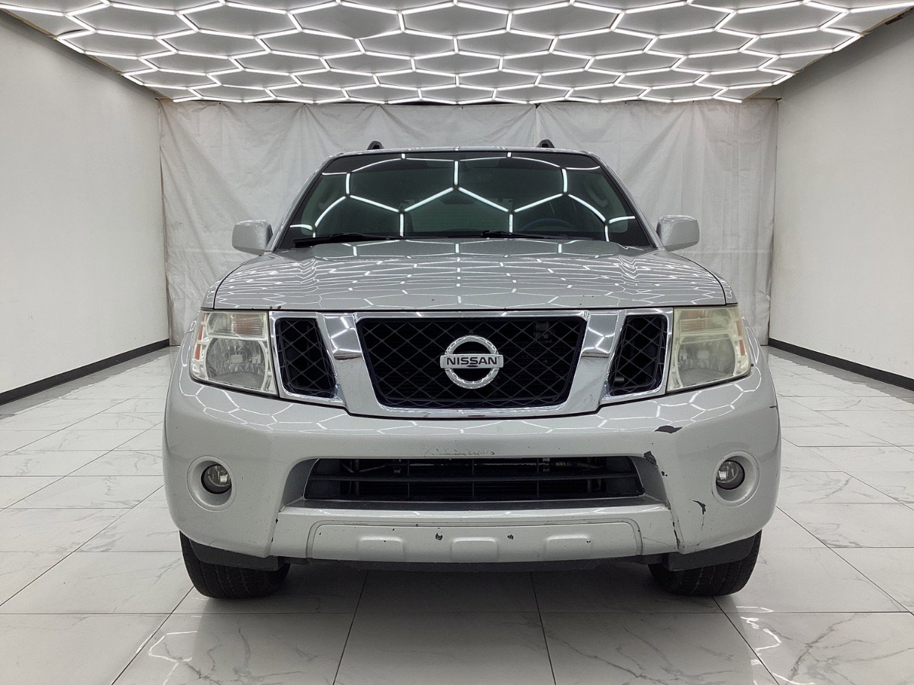 Used 2011 Nissan Pathfinder SV AWD/4WD image 5