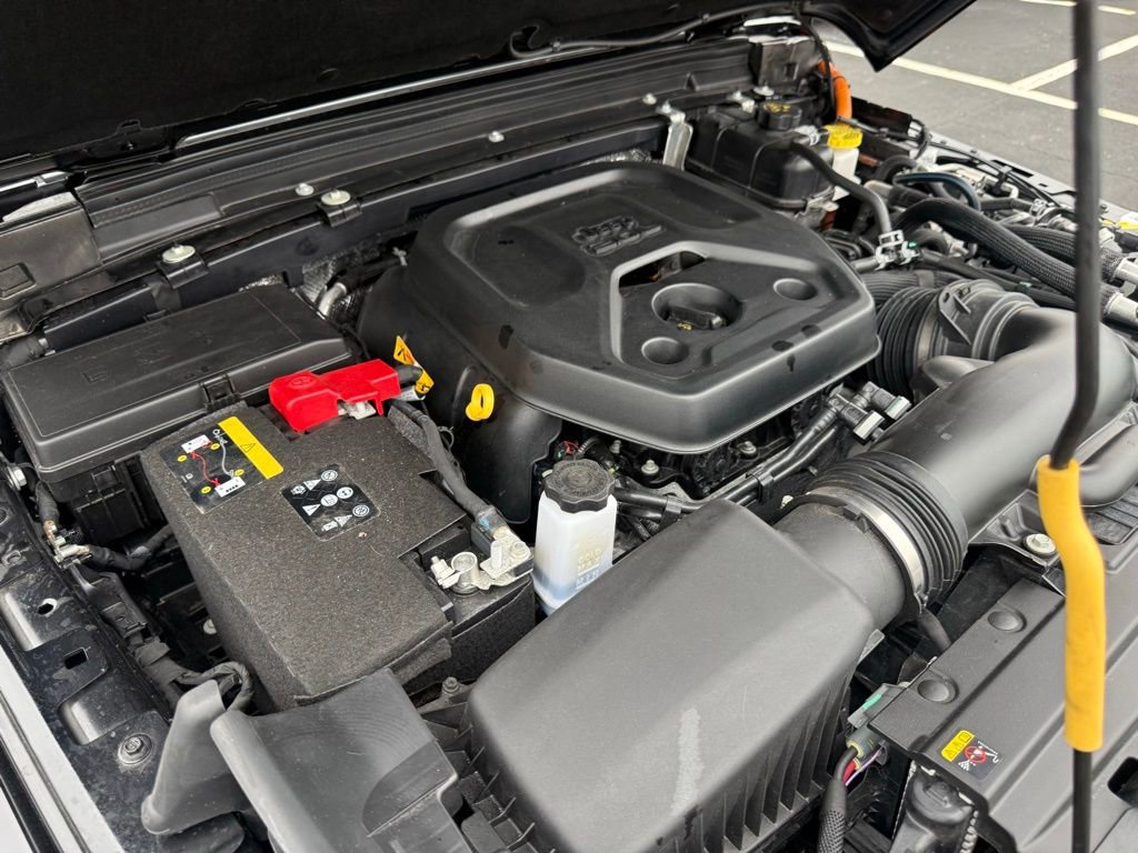 Used 2025 Jeep Wrangler Unlimited Sahara image 55