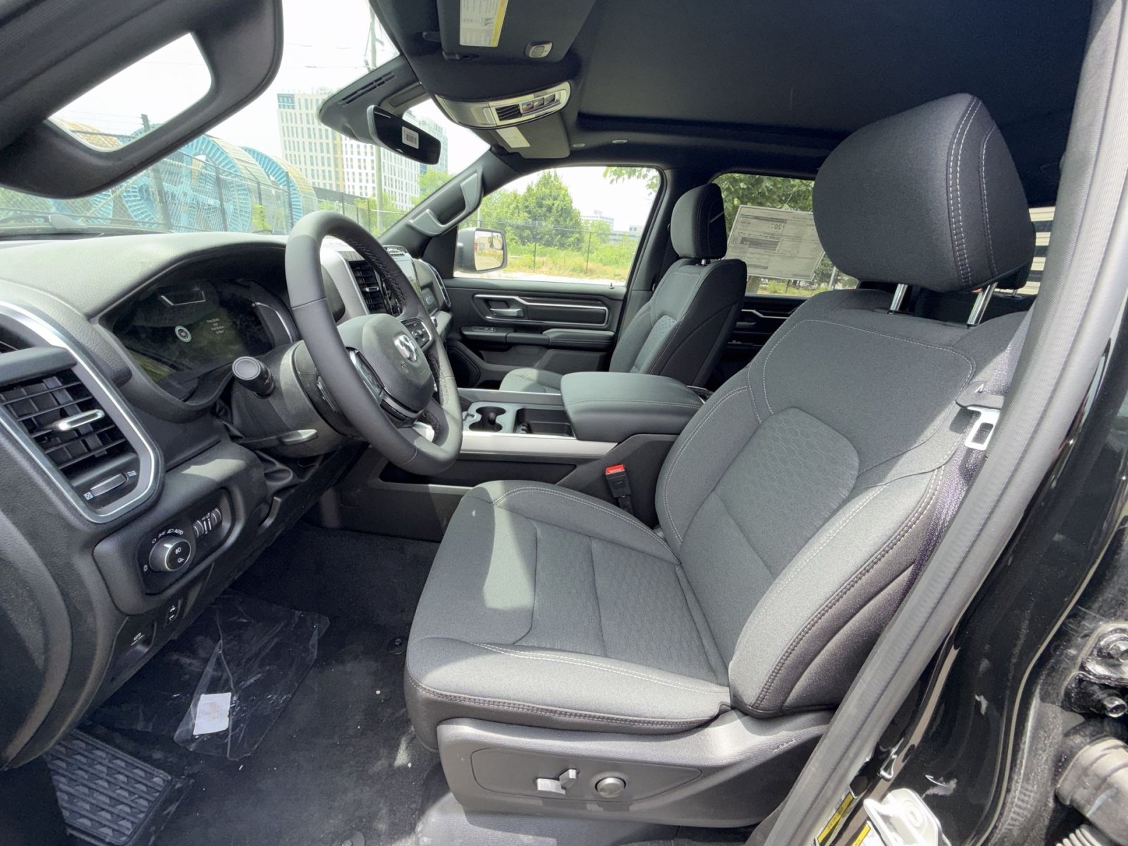 New 2026 RAM 1500 Big Horn AWD/4WD image 13