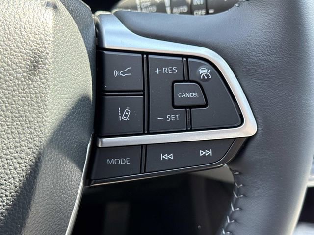 Used 2026 Toyota Highlander Platinum AWD/4WD image 24