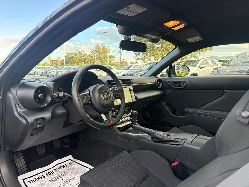 Used 2025 Toyota GR86 RWD image 20