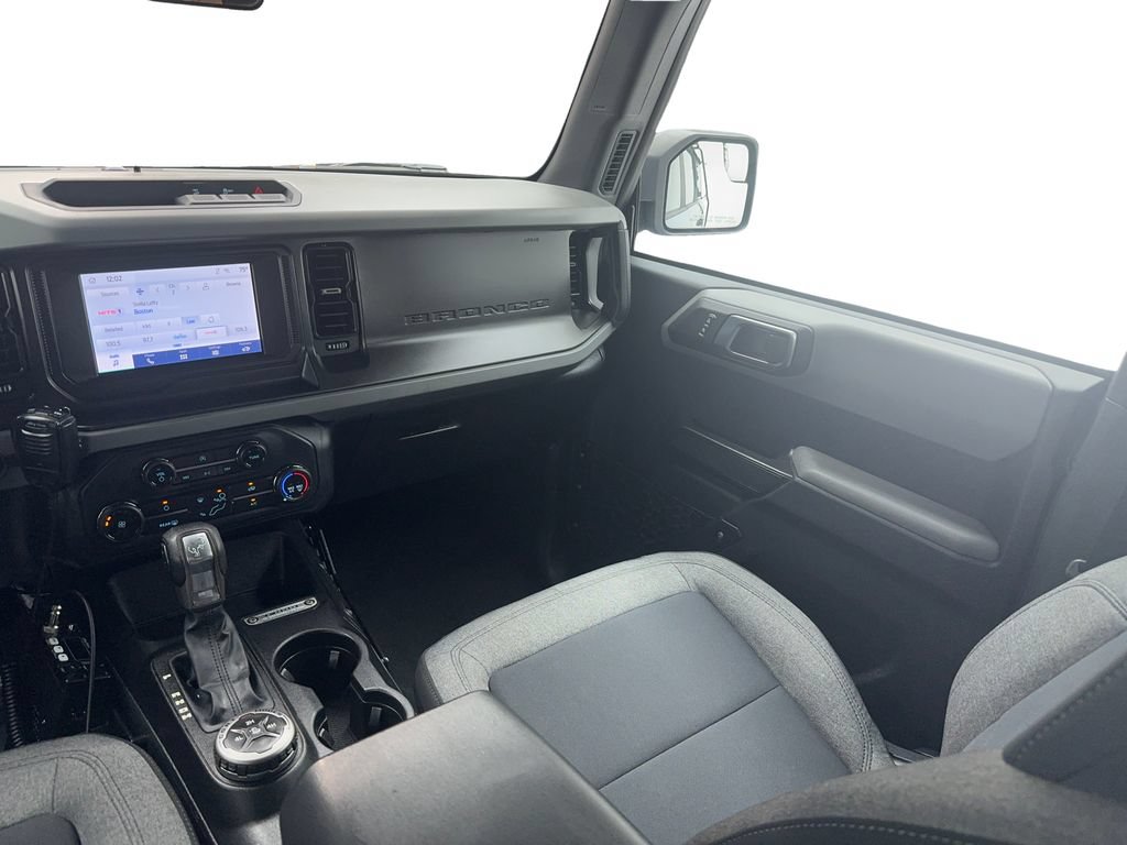 Used 2022 Ford Bronco 4-Door AWD/4WD image 34