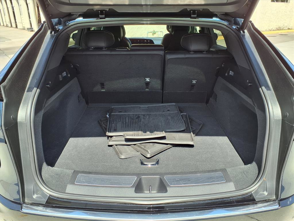 Used 2024 Cadillac Lyriq Luxury RWD image 15