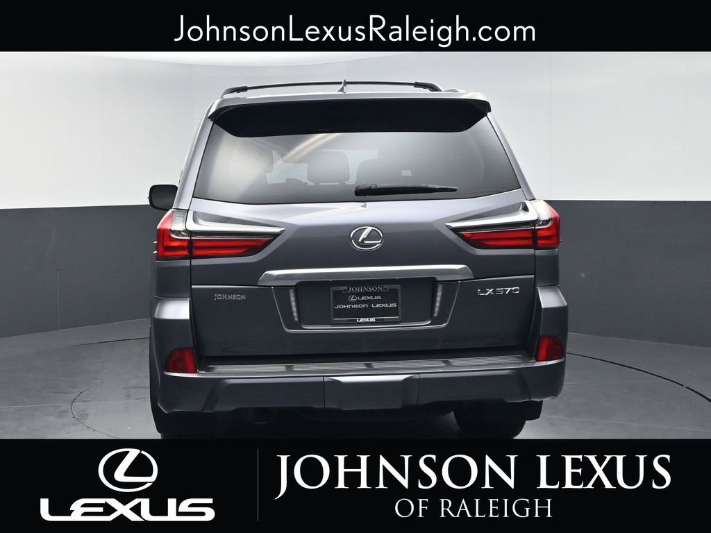 Used 2019 Lexus LX 570 4WD w/ Luxury Package image 8