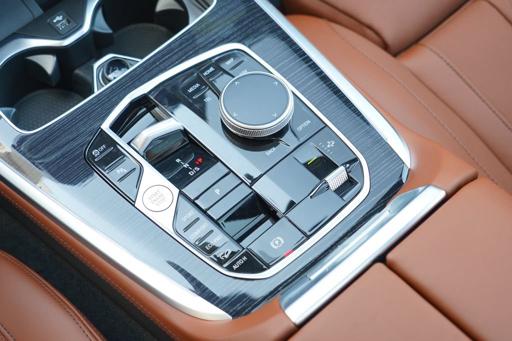 New 2027 BMW X7 xDrive40i AWD/4WD image 30