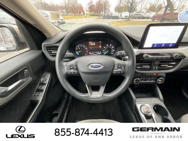 Used 2020 Ford Escape SE image 16