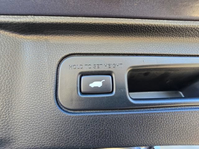 Used 2024 Honda Pilot Touring image 28