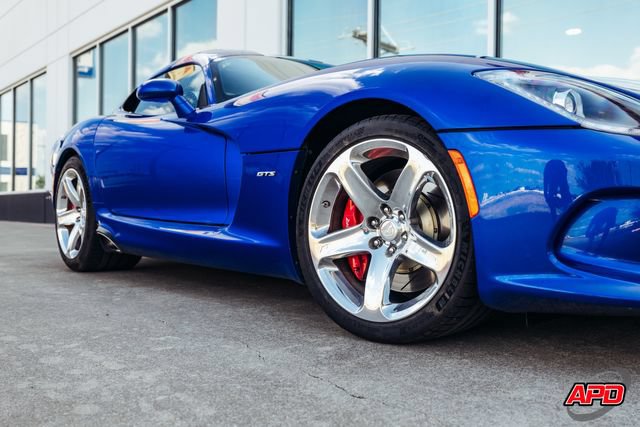 Used 2013 SRT Viper GTS w/ GTS Laguna Interior Pkg RWD image 29