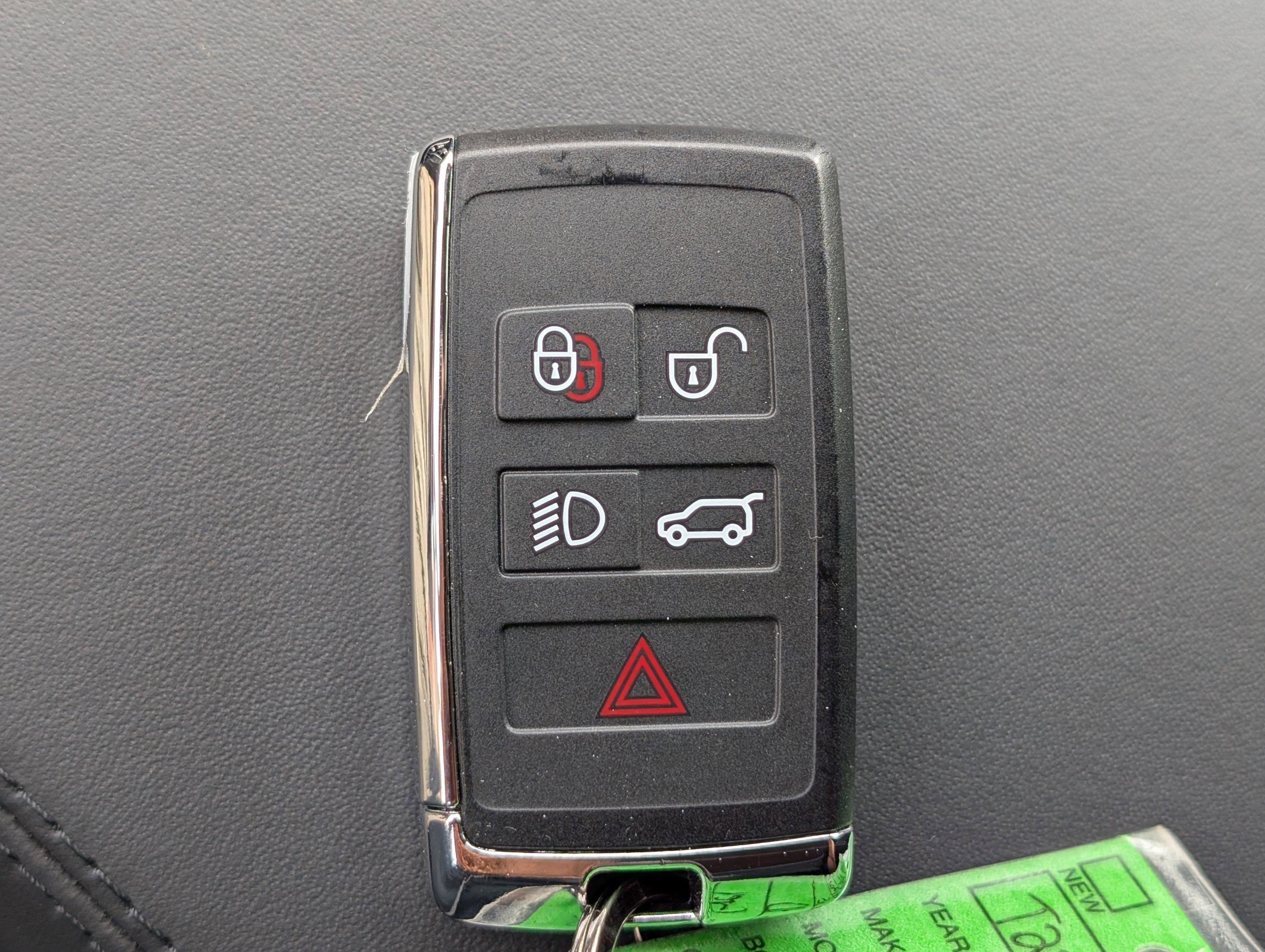 Used 2023 Land Rover Range Rover Sport SE image 34