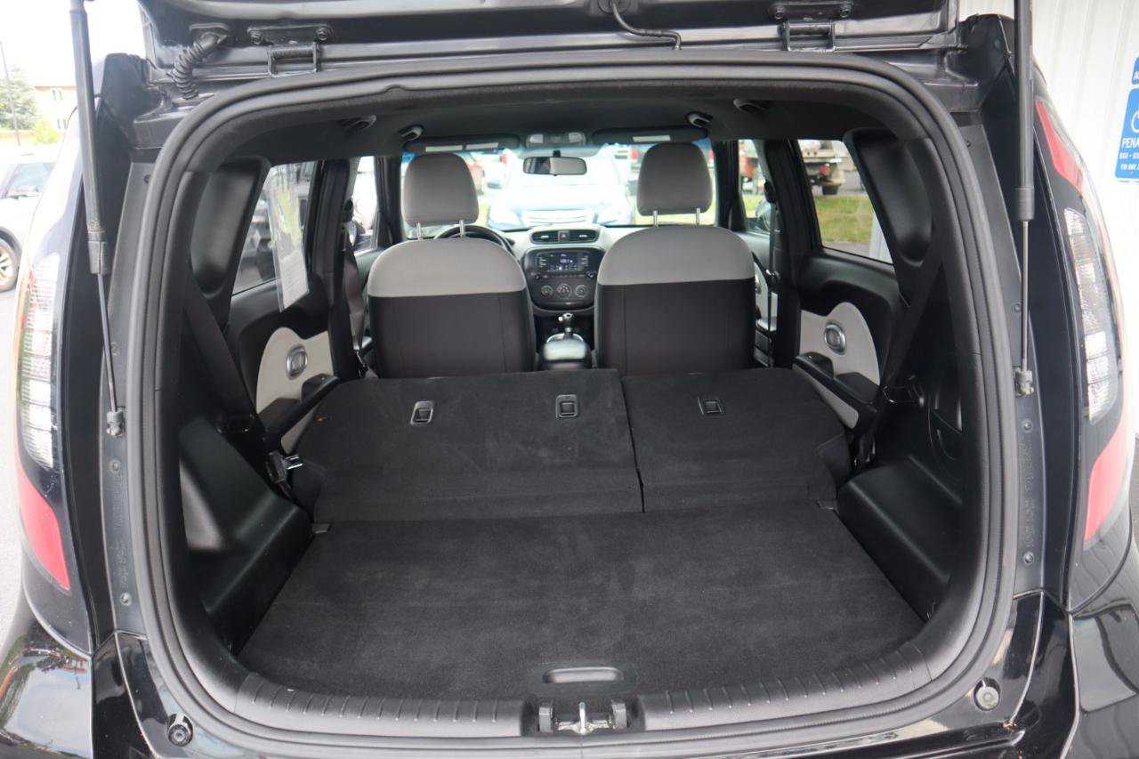 Used 2018 Kia Soul FWD image 38