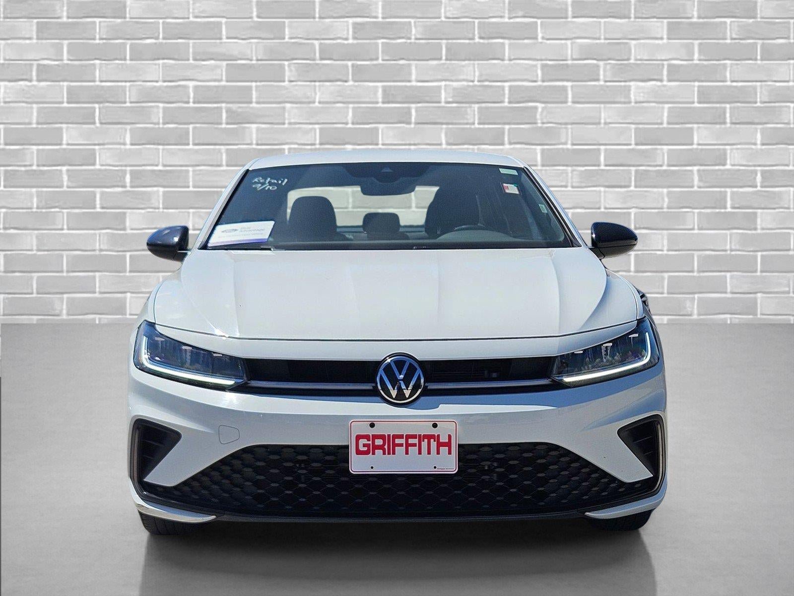 Used 2025 Volkswagen Jetta Sport FWD image 2