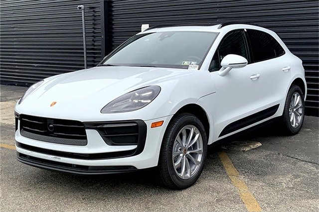 New 2025 Porsche Macan