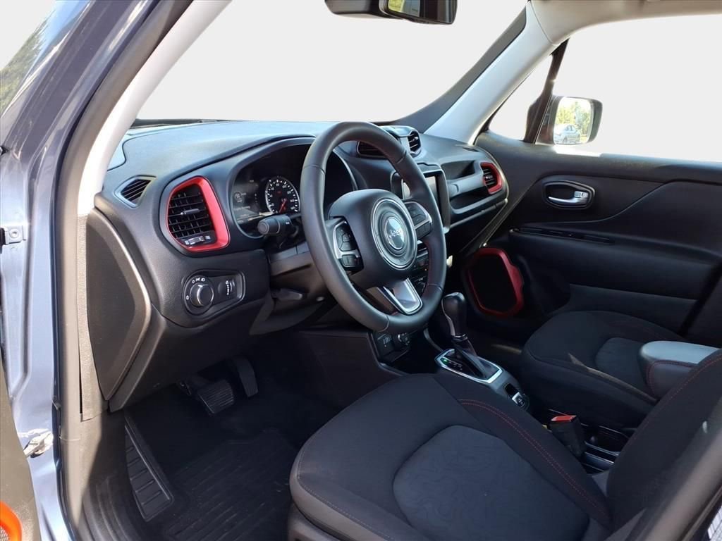 Used 2023 Jeep Renegade Trailhawk image 10