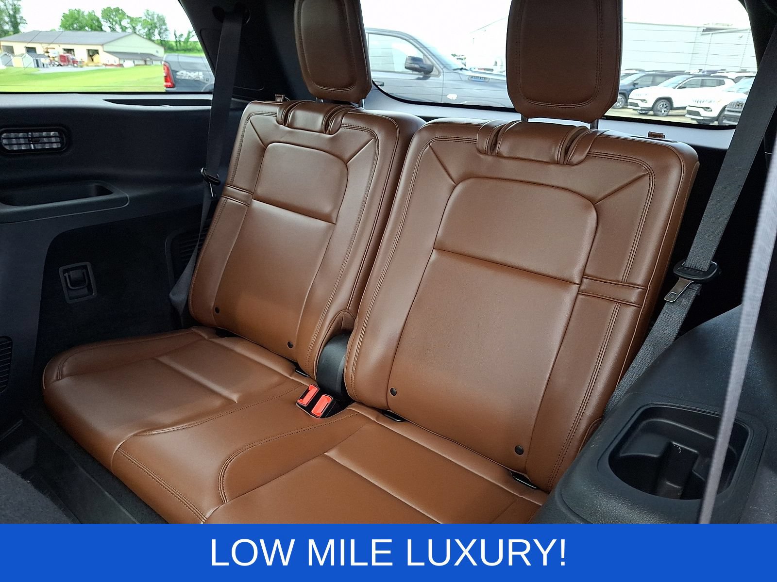 Used 2021 Lincoln Aviator Reserve w/ Equipment Group 202A AWD/4WD image 11