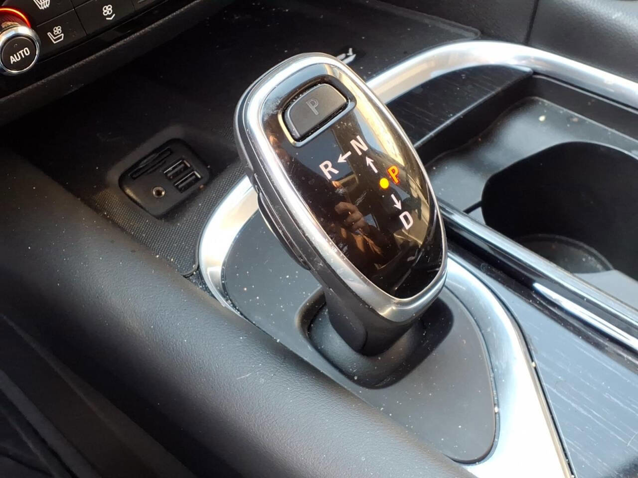 Used 2020 Buick Enclave Avenir w/ Avenir Technology Package image 16