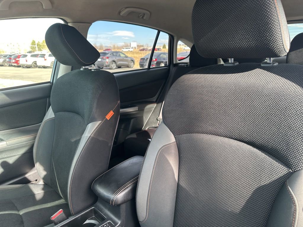 Used 2016 Subaru Crosstrek 2.0i Premium image 16