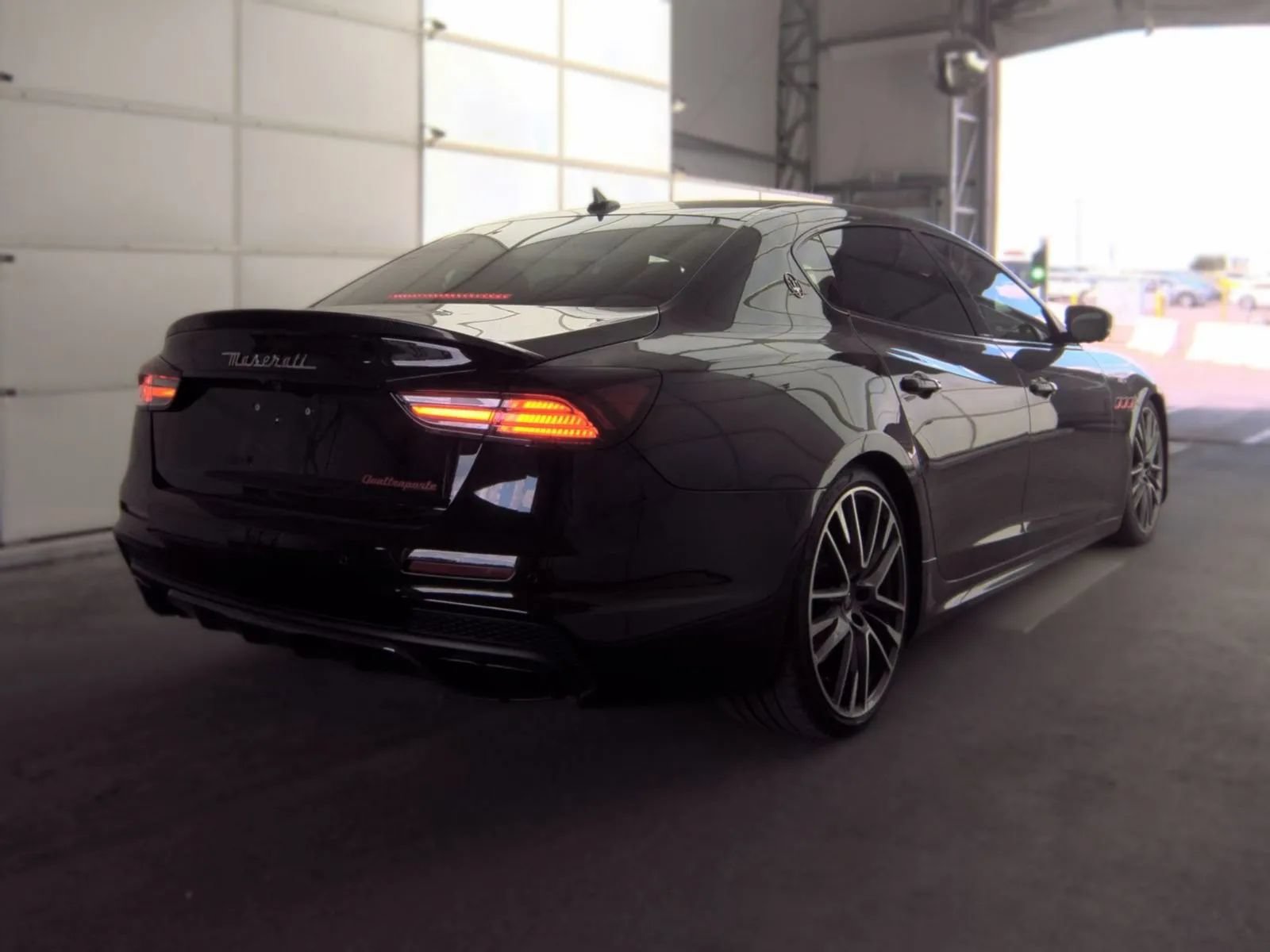 Used 2021 Maserati Quattroporte Trofeo RWD image 10