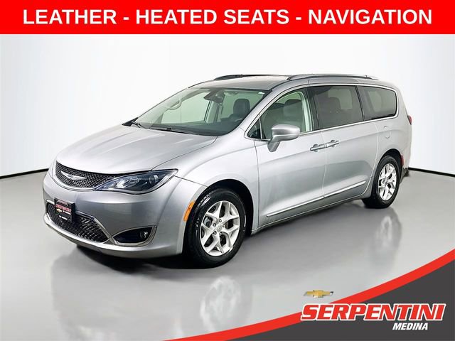 Used 2018 Chrysler Pacifica Touring-L Plus w/ Tire & Wheel Group