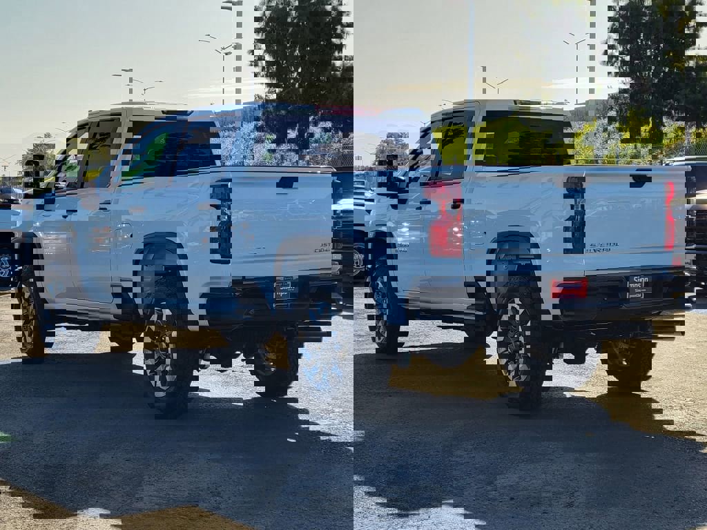 New 2026 Chevrolet Silverado 2500 Custom image 2