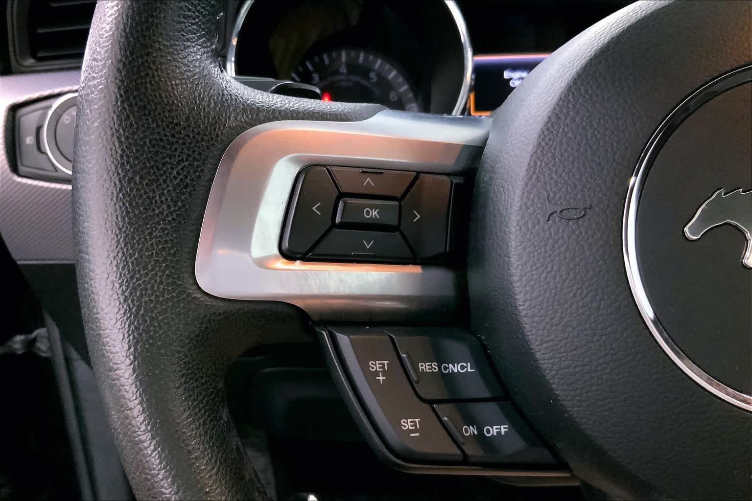 Used 2016 Ford Mustang GT RWD image 19