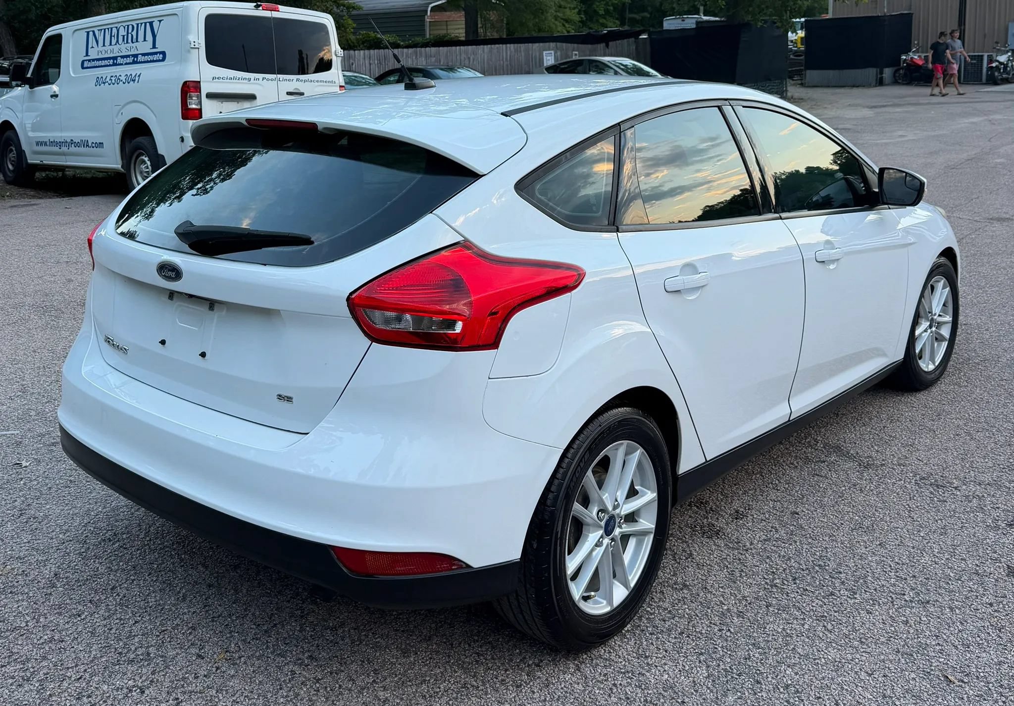 Used 2015 Ford Focus SE FWD image 6