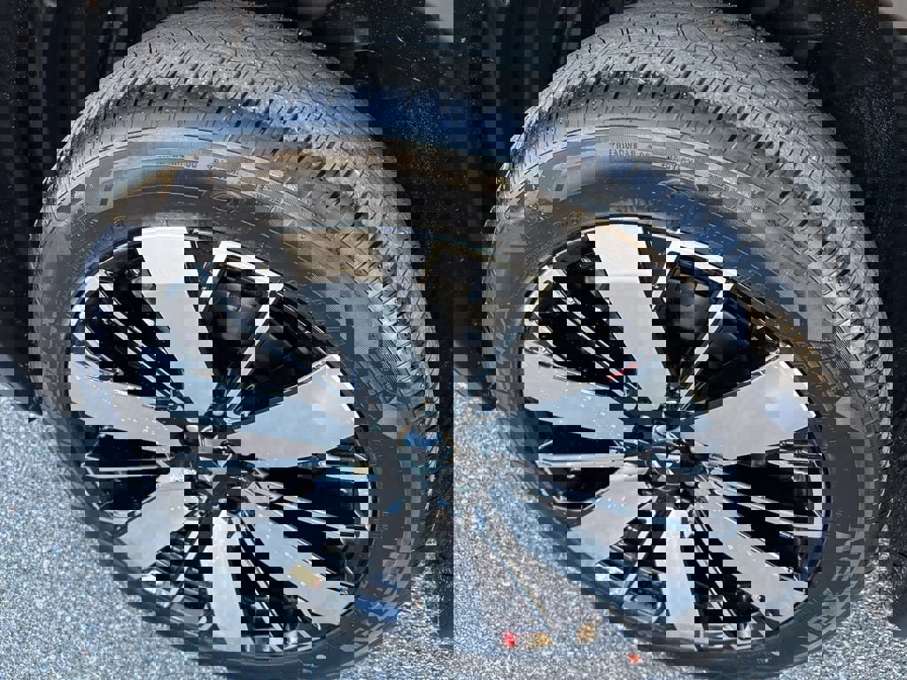 New 2025 Mitsubishi Outlander SE image 10