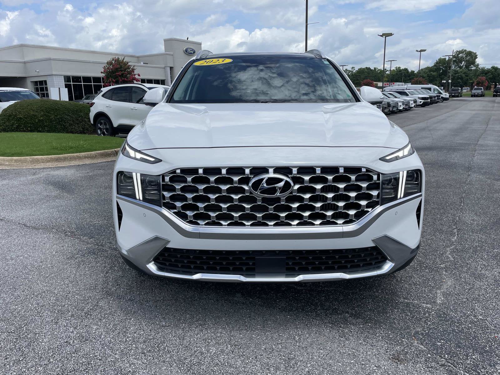 Used 2023 Hyundai Santa Fe Limited AWD/4WD image 10