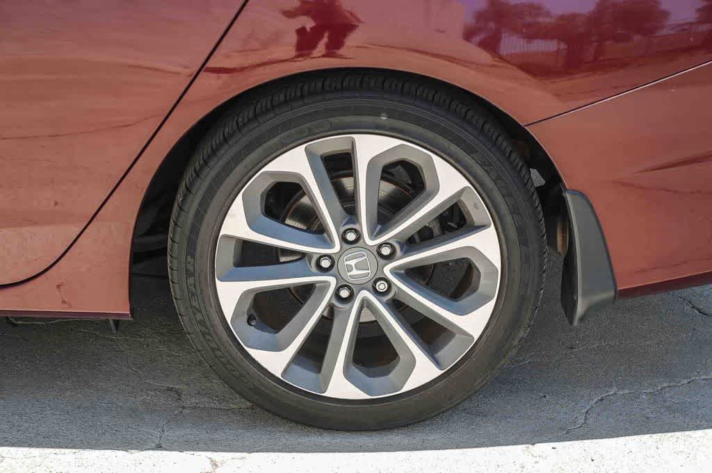 Used 2015 Honda Accord Sport image 11