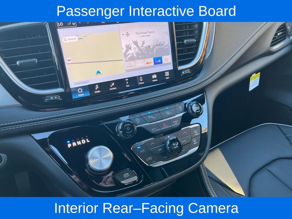 New 2026 Chrysler Pacifica Limited w/ S Appearance Package image 16
