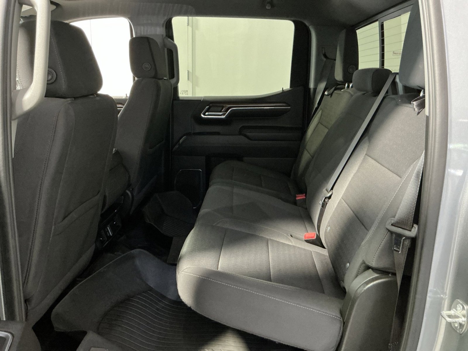 Used 2024 Chevrolet Silverado 1500 LT AWD/4WD image 22