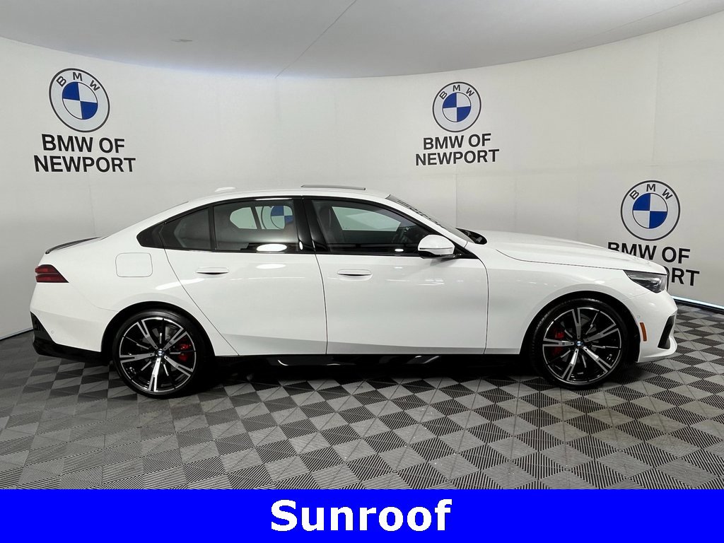 Certified 2026 BMW 530i xDrive w/ M Sport Package image 9