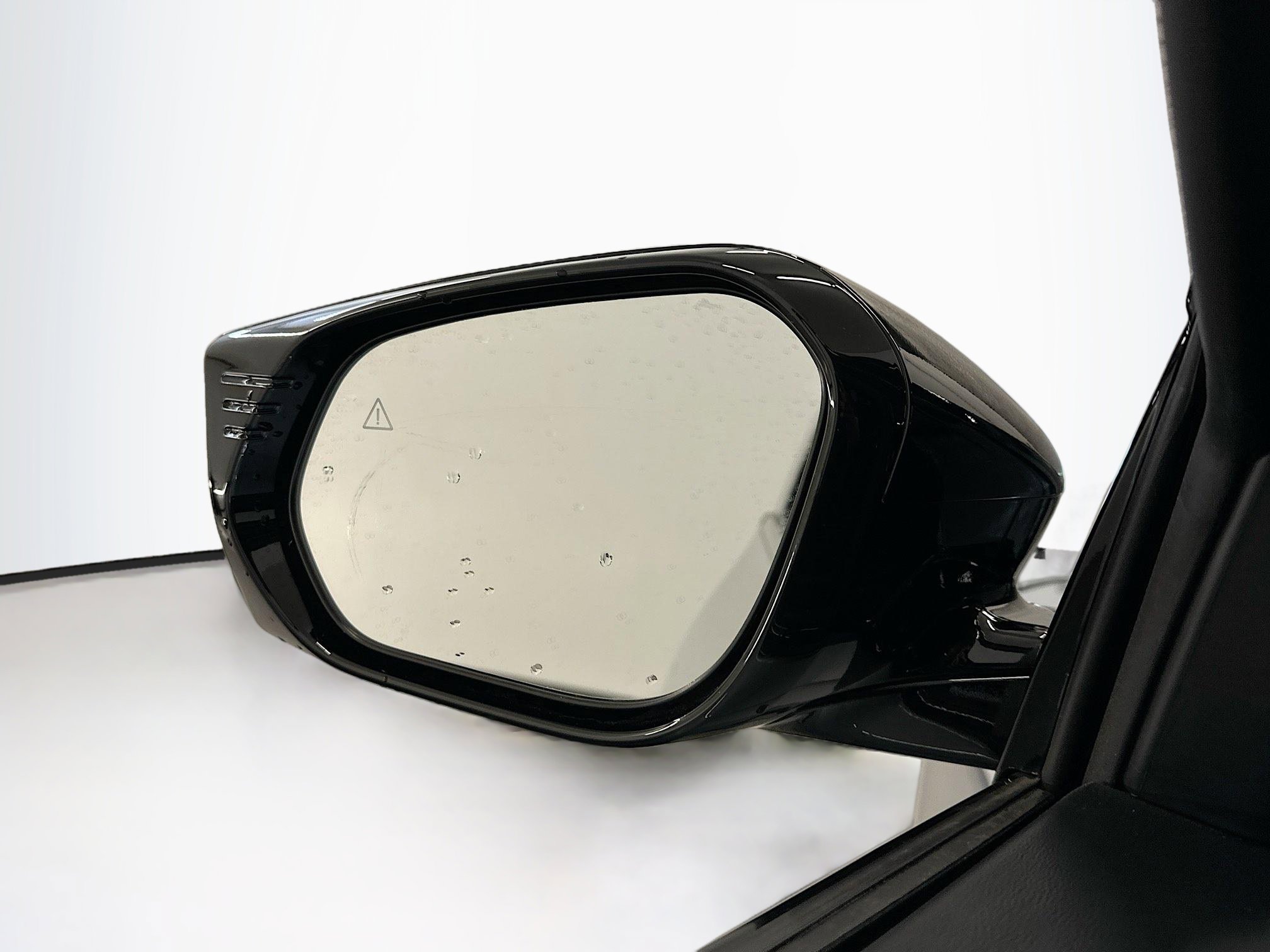 Used 2024 Kia EV6 Wind w/ Wind Technology Package AWD/4WD image 16